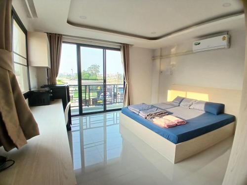 ห้องพักหลังมอ in Ongkharak