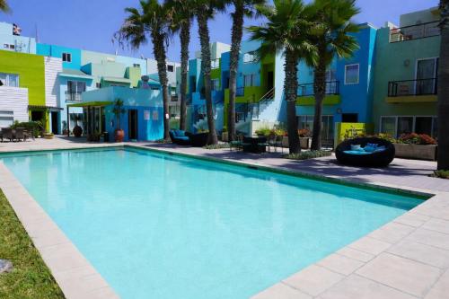 Ocean View, Amazing Sunsets, AC, Pool, Tijuana
