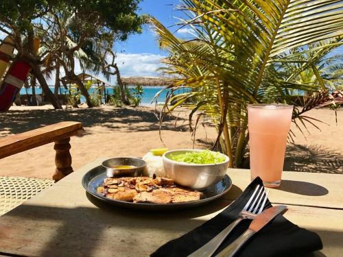 Upali Beach Surf Resort & Café