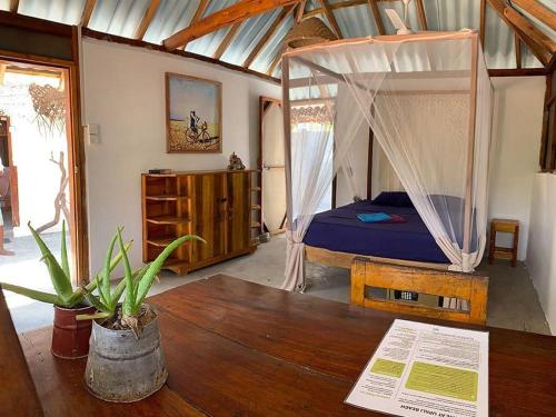 Upali Beach Surf Resort & Café