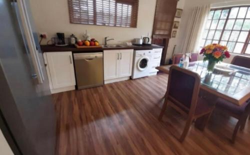 Rondeletia Cottage Guesthouse - premium self catering in อัมฮลาลิ