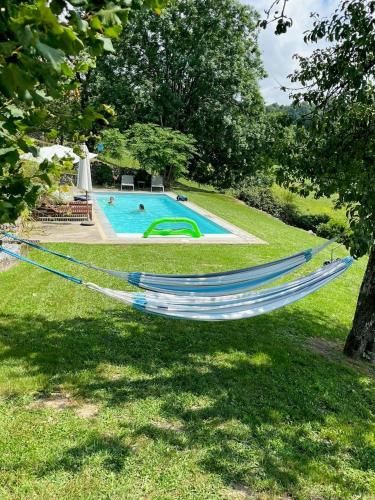 נוף חוץ, Family House With Pool On The Aubrac in Laguiole
