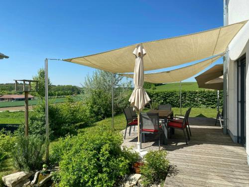Holiday Home On Hiking Trail Near Neuburg in Oberhausen, Deutschland