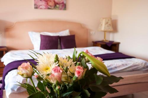 Double or Twin Room with Terrace image 9