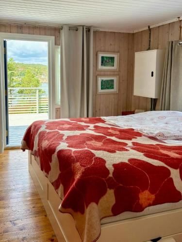 Viesnīcas āriene, Generational Cabin From 1946 In Lyngør in Gjeving