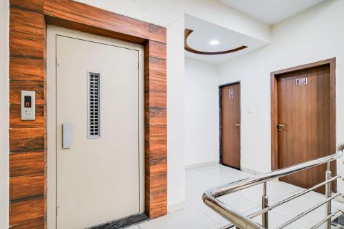 Lobi, Super Collection O Indore Near Omax City 1 in Indore