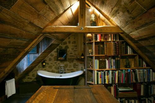 Exterior view, Twin Houses On The Plateau De Millevaches in Felletin