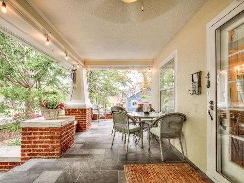 Stylish 4BR Home in Tulsa in 伊斯頓高地