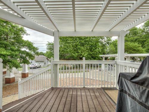 Stylish 4BR Home in Tulsa in 伊斯頓高地