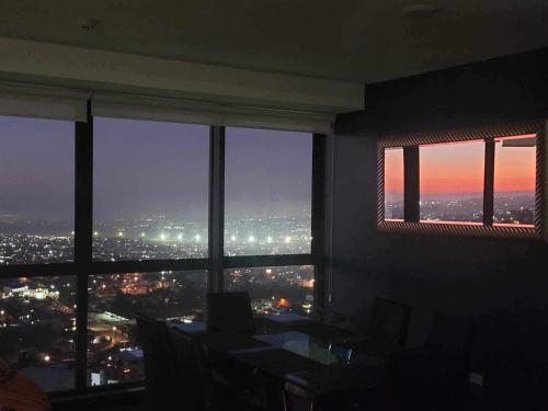Modern Penthouse 3 bedrooms with a private terrace