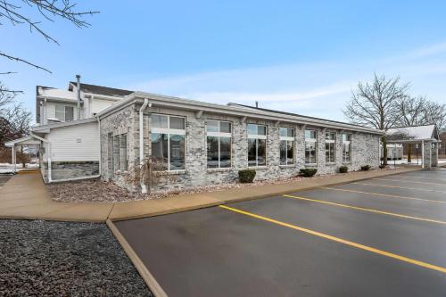 Days Inn by Wyndham Imlay City