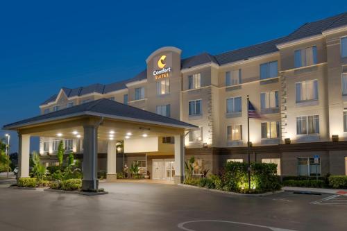 Comfort Suites Near Universal Orlando Resort - image 18