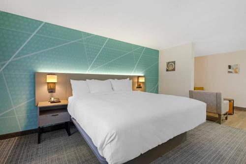 Holiday Inn Express Hotel & Suites Buford-Mall Of Georgia an IHG Hotel - image 27