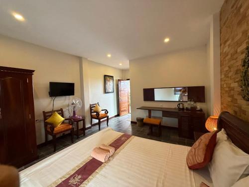 room detail thumbnail 0