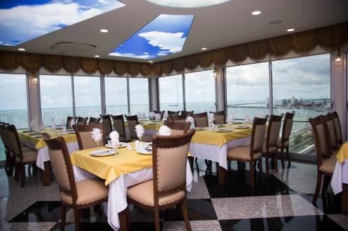 مطعم, Nana Hotel in هوبا