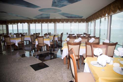 Nana Hotel in هوبا