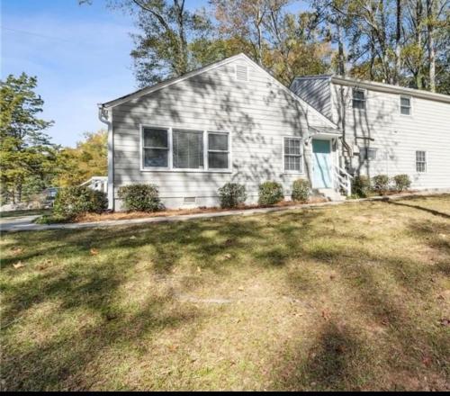 East Atlanta Retreat Close to Downtown & EAV in Kirkwood
