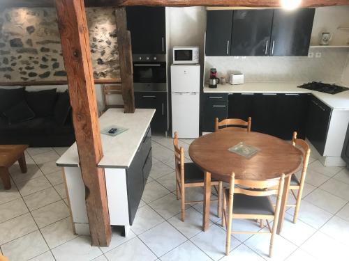 Iekārtas, Location de charme au coeur de l'Auvergne in Parent