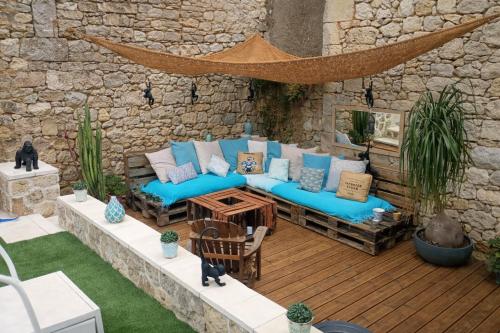 Stone House In Laugnac On The Compostela Route gîte à louer Cours