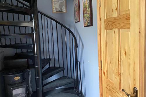 Studio Sleeps 2 -Private Hot Tub -Enclosed Garden in 其他地區