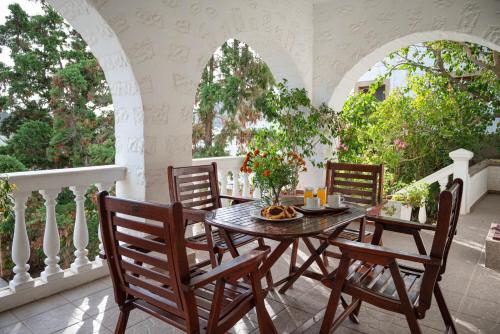 Instalaciones, Irene Studios Patmos in Patmos