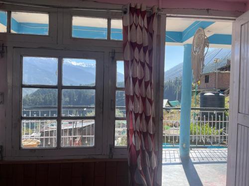 Eagle Eye Homestays in Manali