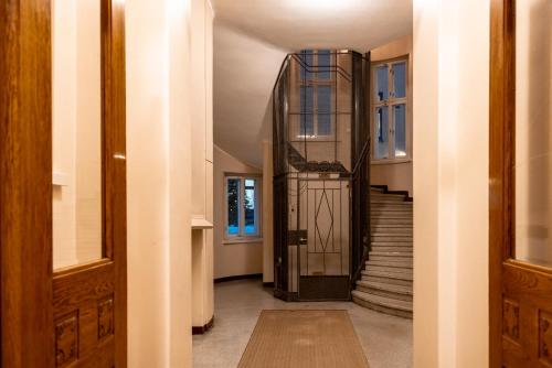 2ndhomes Compact Cozy Top Floor Studio in Erottaja 1