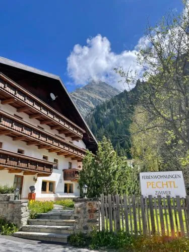 Zirben Nest in St. Leonhard im Pitztal, Österreich