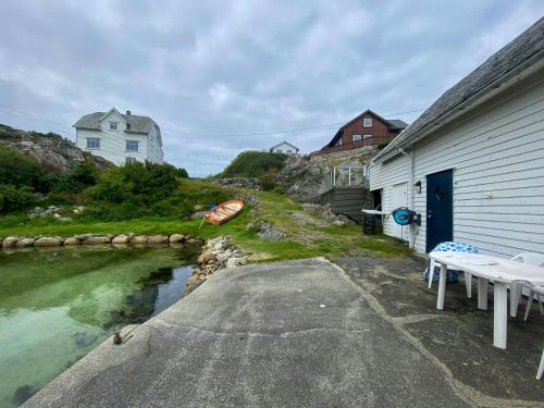 Viesnīcas āriene, Seafront House From 1952 With Views In Veivåg (Seafront House From 1952 With Views In Veivag) in Bekkjarvik