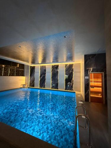 Fidji Hotel, Ereván