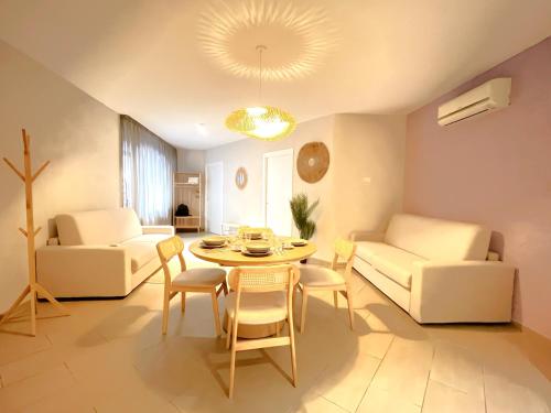 Aura Suites Napoli - Naples