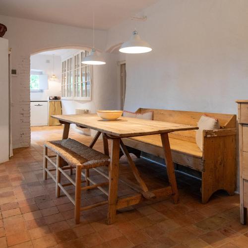 Konyha, Empordà Charm with Pool and Nature (Emporda Charm with Pool and Nature) in Bascara