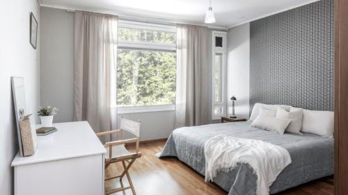 Villa Kanerva, Grand Design -style by the sea! in Kirkkonummi