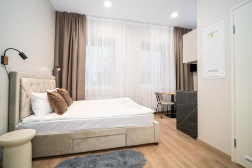 Airport-Bus - 13 North Studios - Comfort Apartment 4 — other in Kivimurru tänav 13a Apartment 4, Tallinn Estonia, 11411