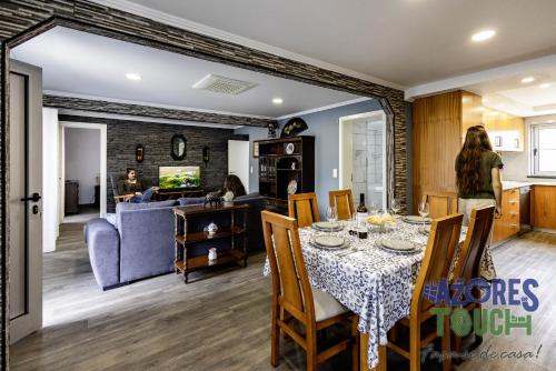 Sunset Pool House T2 in Feteira