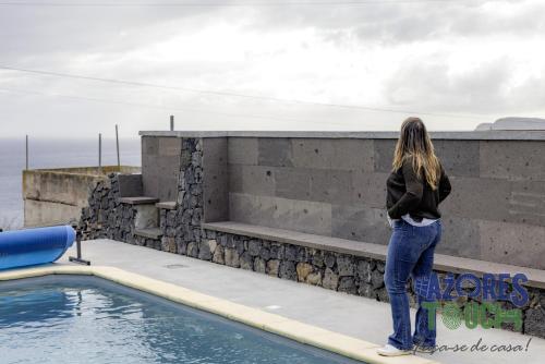 Sunset Pool House T2 in Feteira