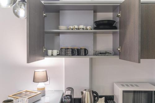 Nox 1-BR Apt at Maison des Muses in Gemmayzeh - image 7