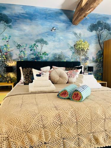 La Colline de Tilleul - De La Colline 4 STAR RATED - Beautiful Cottage Near Aubeterre in Aubeterre-sur-Dronne