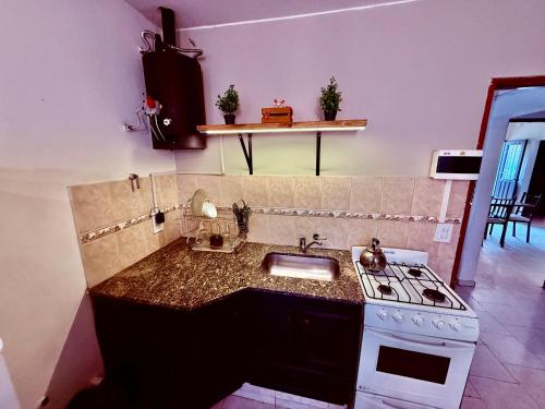Kitchen, Tucuman 890 in Villa Maria