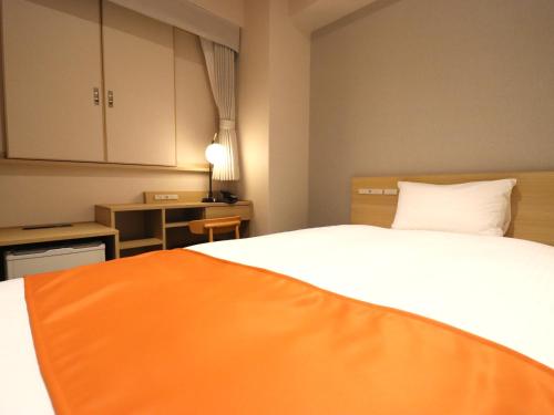 1 twin bed