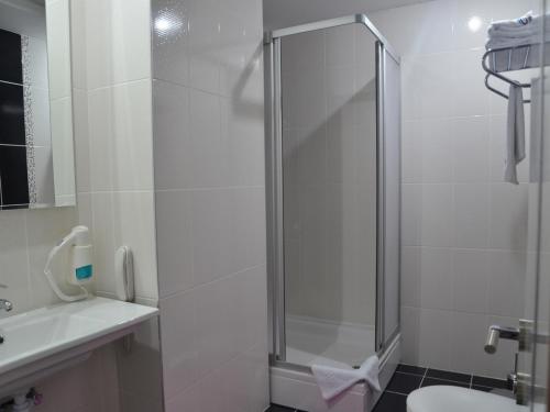 Emin Otel