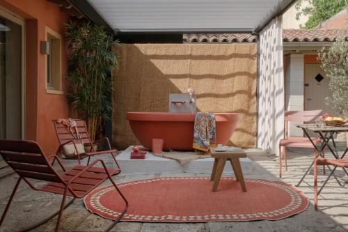 MiHotel - La Maison Rose 3