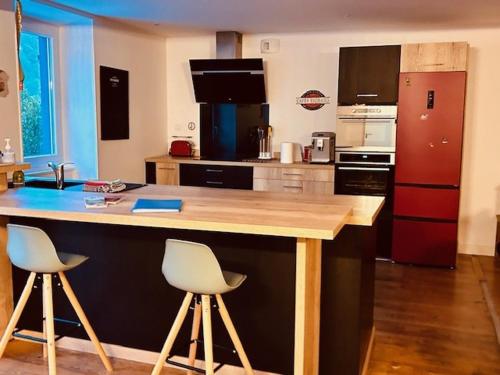 virtuve, maison chaleureuse au pied des montagnes in Perles-et-Castelet