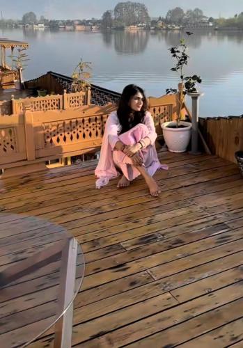 Lakes Crown Group Of Houseboats - Srinagar