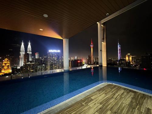 The Luxe by White House KLCC - image 2
