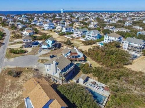 Duck R Way - Poteskeet, Ocean View, 260 Yds to Beach, Pool, Hot Tub, Walk to Downtown Duck – Duck, NC