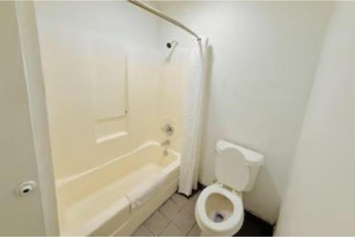 FairBridge Inn Express Rome - image 32