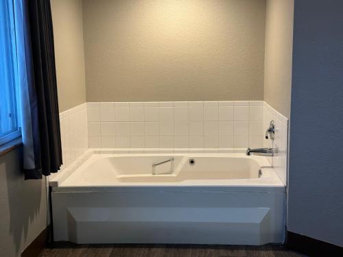 Baymont Inn & Suites by Wyndham Lincoln NE in ลินคอล์น (NE)