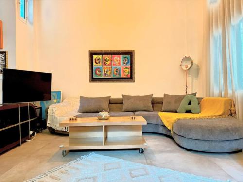 FutoBaba Garden Loft in Mar Mikhael - image 7