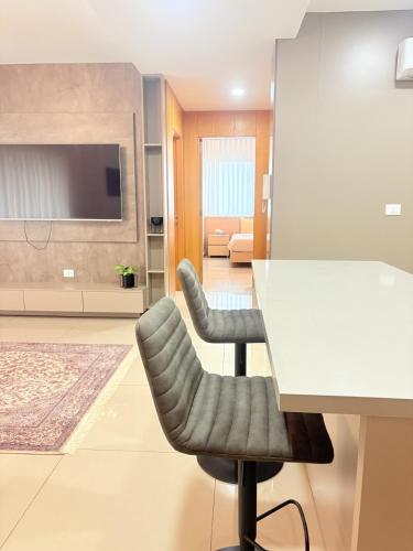 Brown 7 3BR Apt in Sioufi - image 11